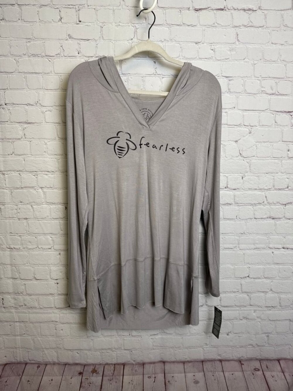 Be Attitudes Large Fearless gray long sleeve with hood athleisure lounge